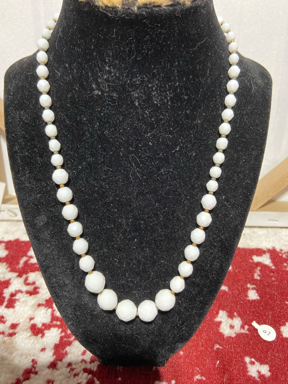 White Faceted Beaded Women's Necklace - Classic Elegant Style